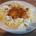 Harcsapaprikás rakott túrós csuszával